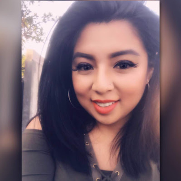 Meet your Posher, Erika - Picture 1 of 1